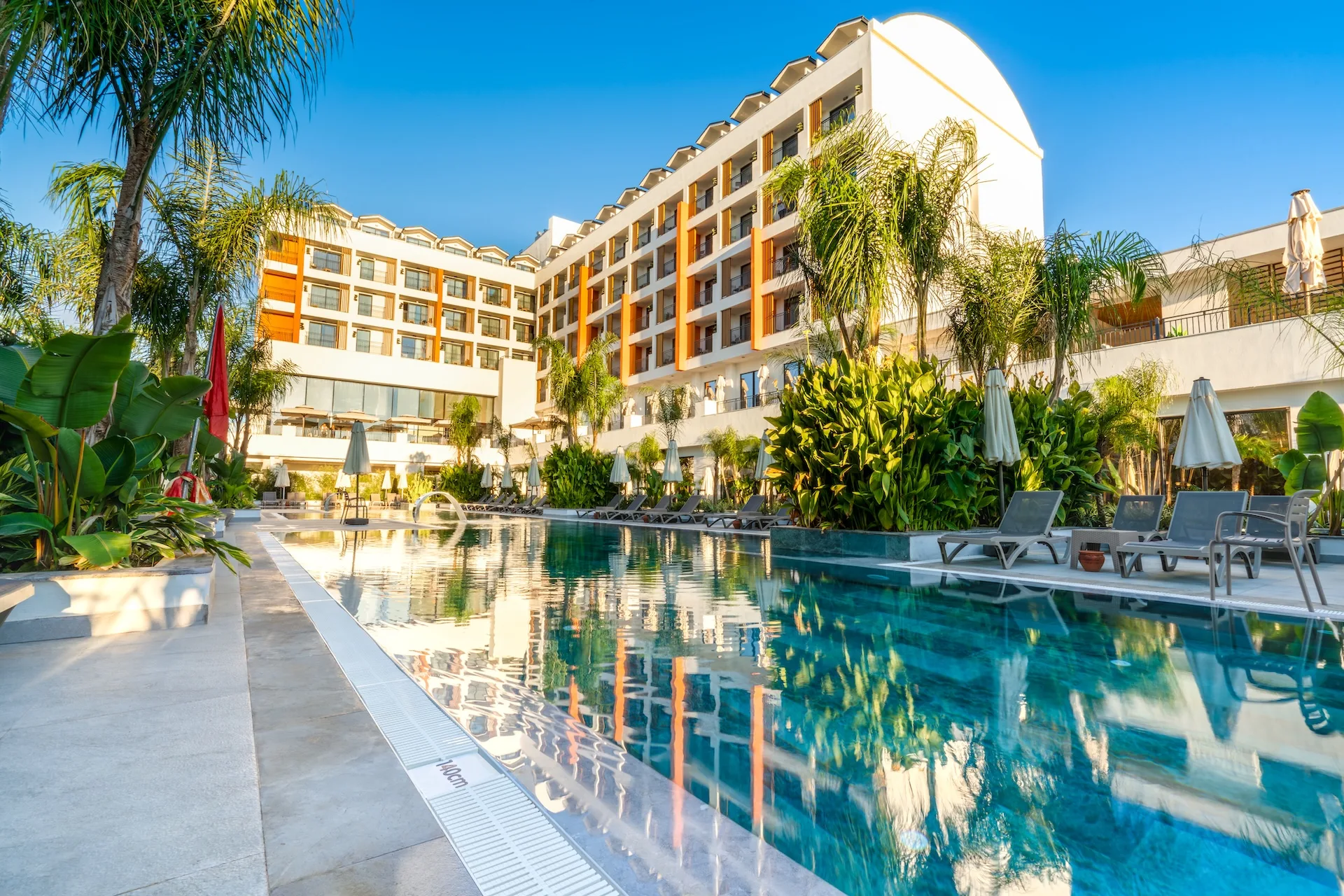 SY Hotels Belek - Havuz ve Otel Genel Görünüm